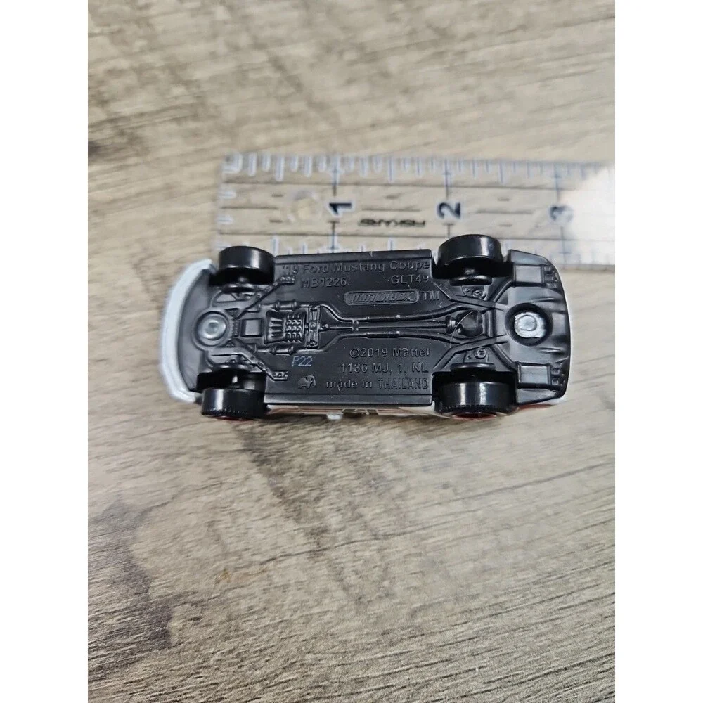 Matchbox 2019 Ford Mustang Coupe Diecast 1/64 Mattel Loose Toy Car
